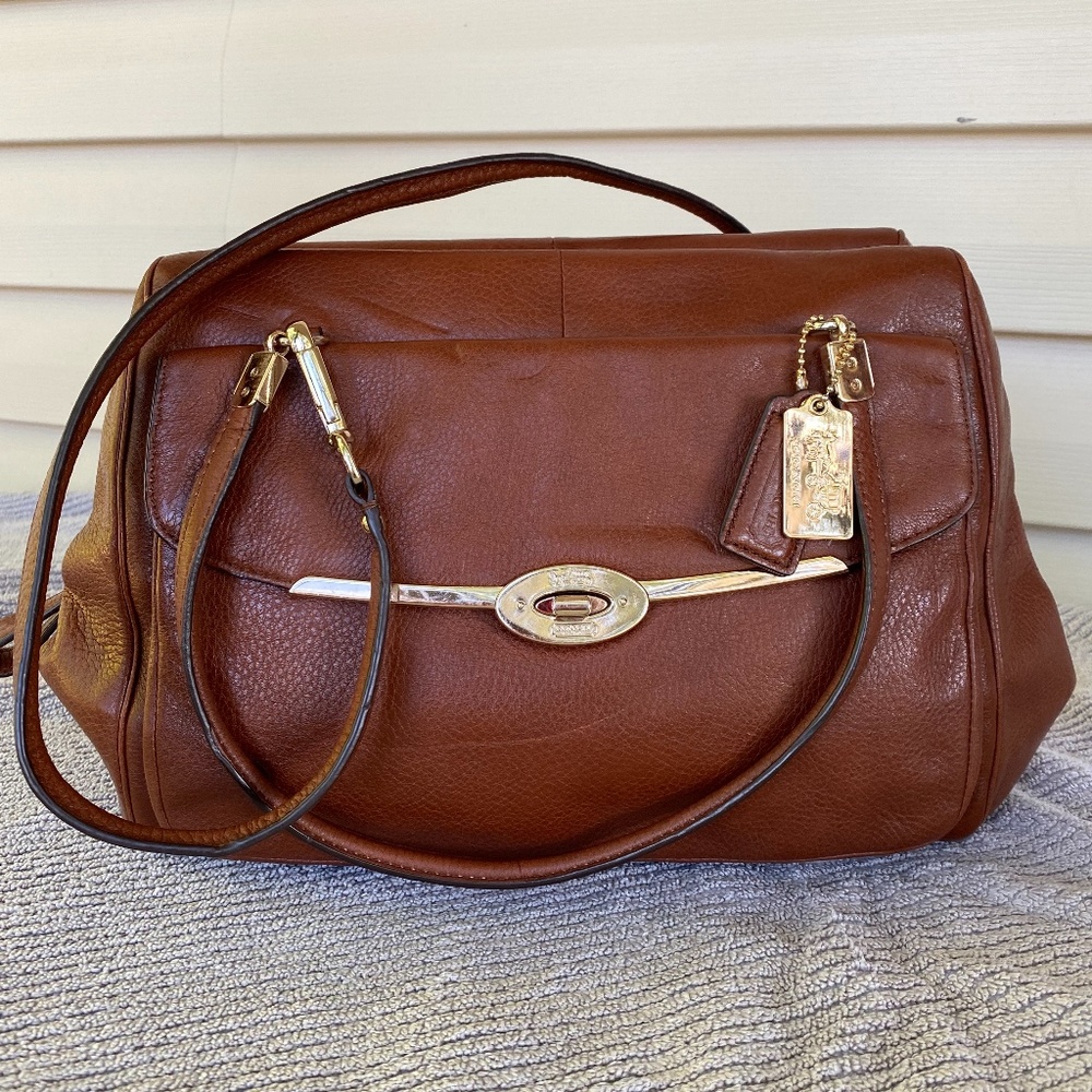 Coach Madison Madeleine✨